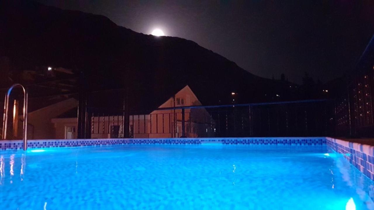 Sunshine Apartment With Private Pool And Parking Kotor Exteriör bild