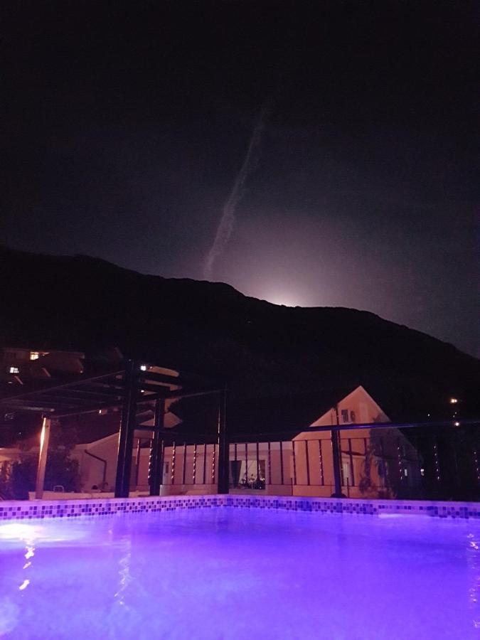 Sunshine Apartment With Private Pool And Parking Kotor Exteriör bild